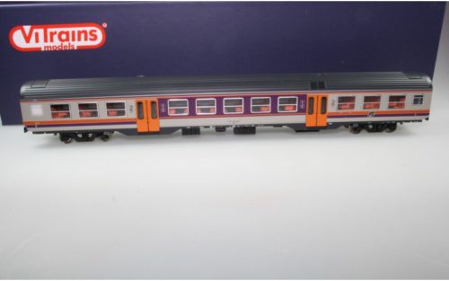 VITRAINS H0 - Carrozza FS livrea MDVC mista di 1/2 cl con logo FS inclinato