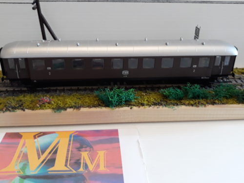 Esu - Carrozza FNM - 36163 - Scala: H0 - 1:87 - immagine 4
