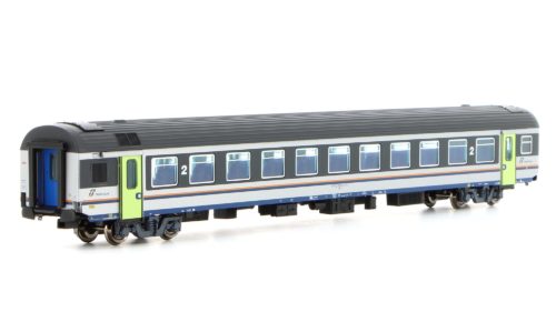 Vitrains - FS Carrozza MDVE di 2° CL nuova livrea DTR, ep. VI. con illuminazione - immagine 3