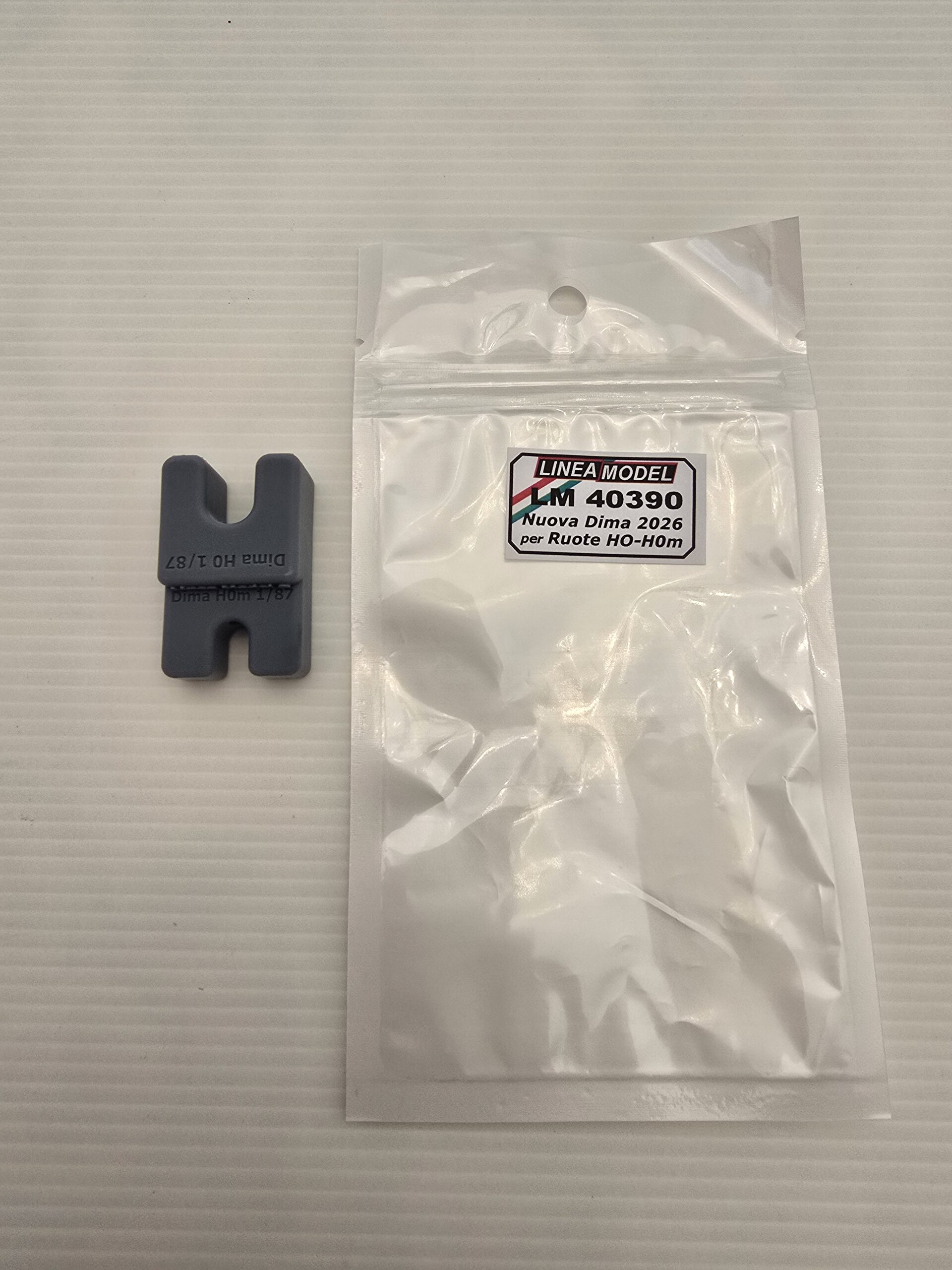 LINEAMODEL LM 40390 - NUOVA DIMA IN ABS PER RUOTE H0 - 1/87 E HOm - Novità 2026