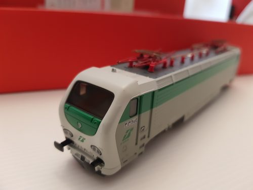RIVAROSSI R1437 E402B 138 Livrea d’origine, “Treno Multicliente” - immagine 2