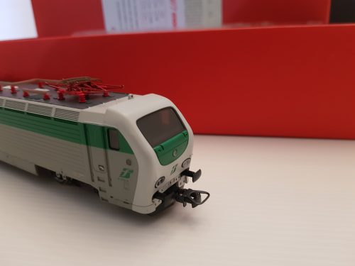 RIVAROSSI R1437 E402B 138 Livrea d’origine, “Treno Multicliente” - immagine 4