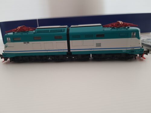Roco 63855 - Loco el. E 645 105 FS, ristruttirata con fari rossi, livrea XMPR, logo Trenitalia, ep.. V - immagine 6